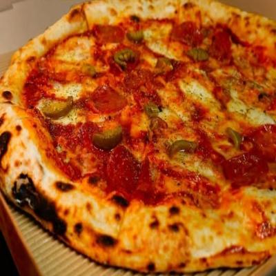 Pizza Napolitana Grande